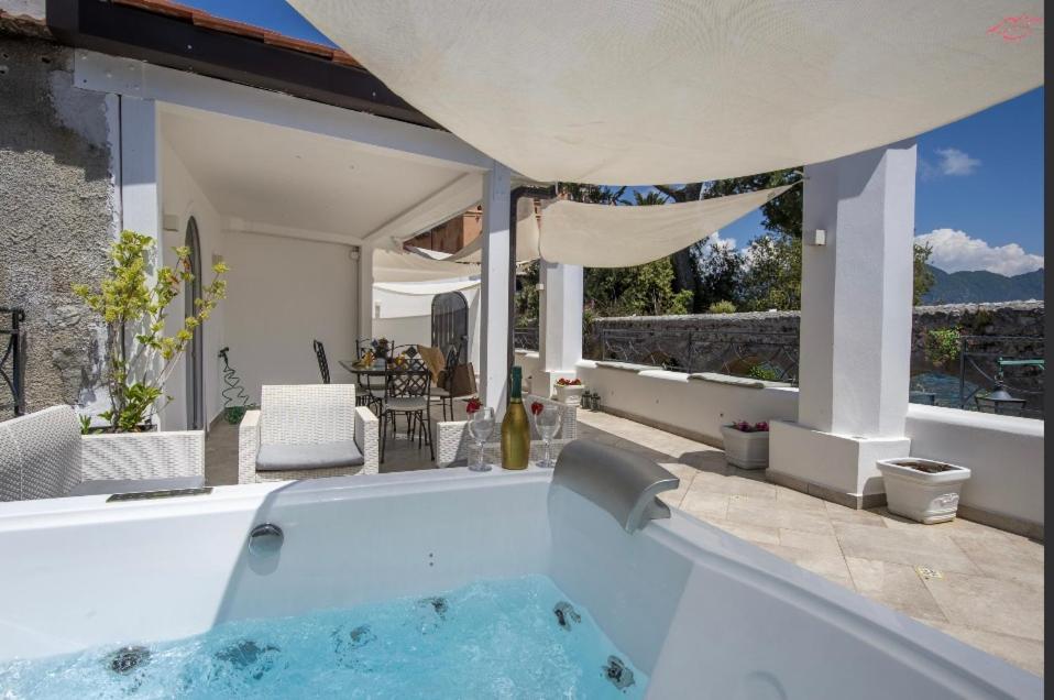 Ravello Vingius Suite Buitenkant foto